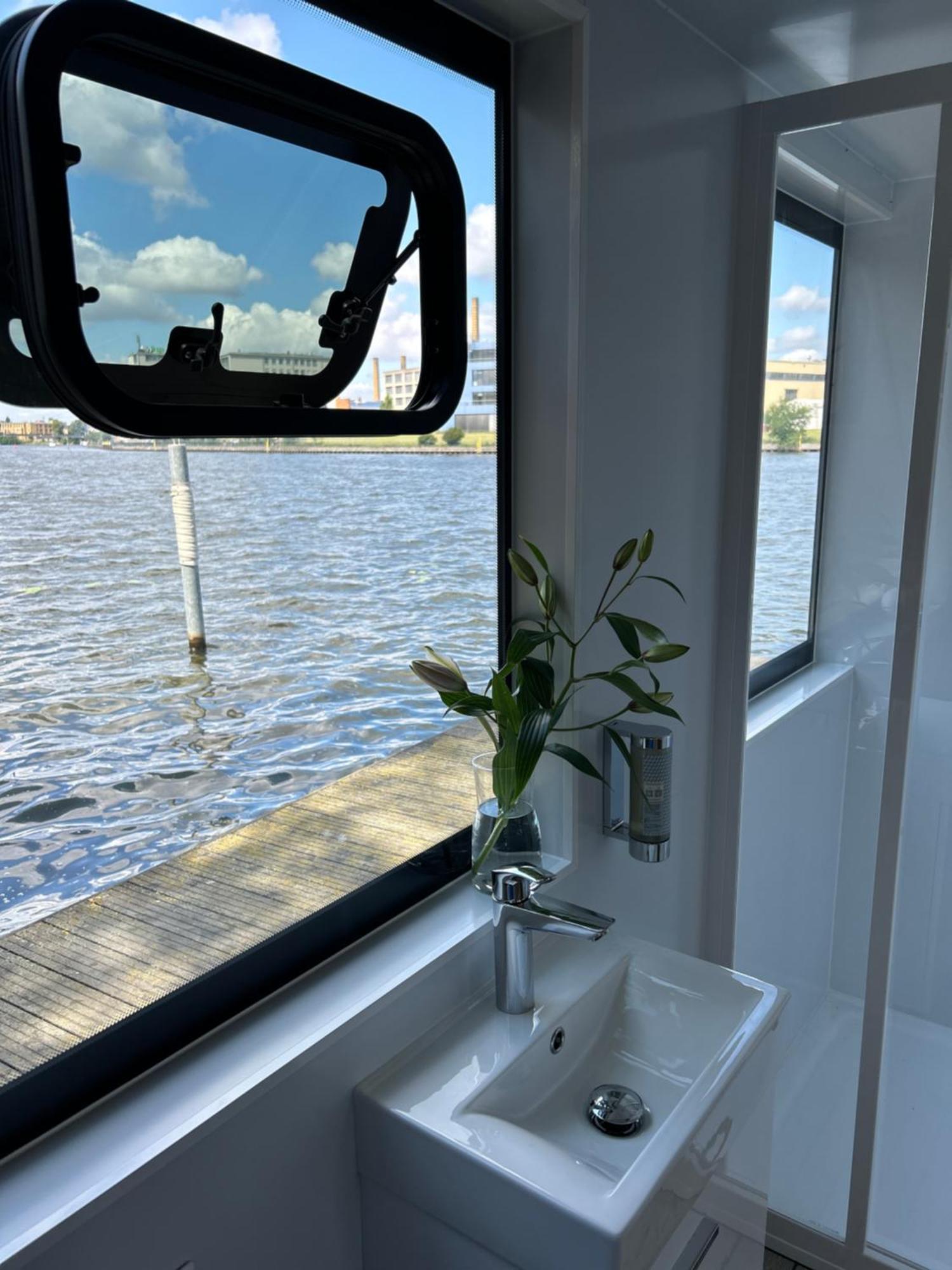 Nena Hausboot Berlim Exterior foto
