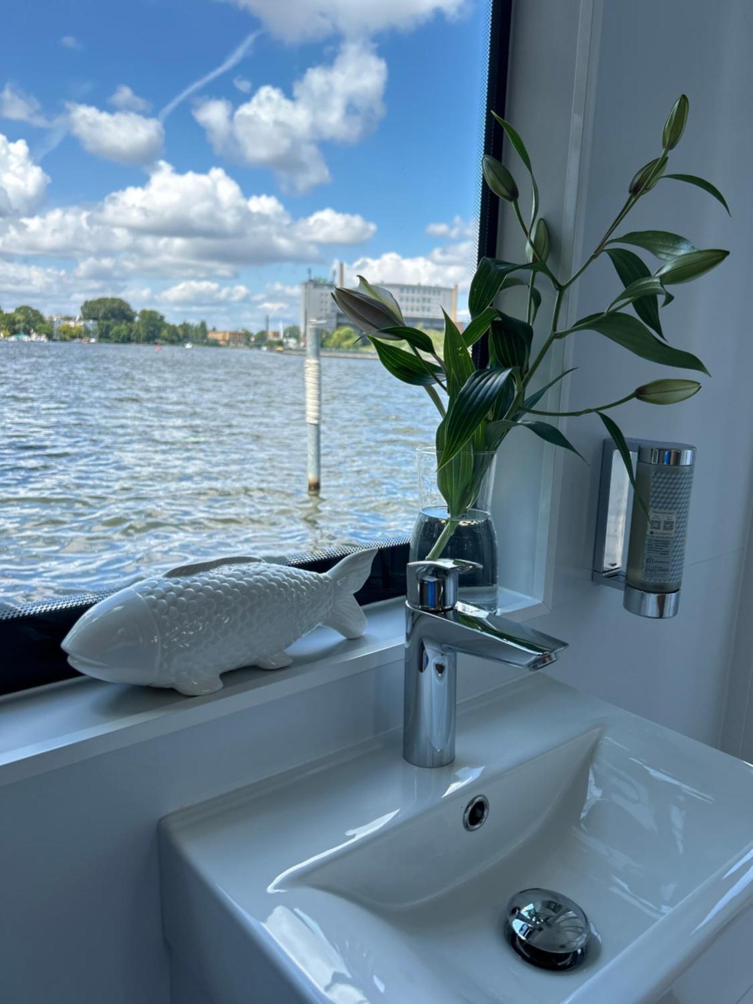 Nena Hausboot Berlim Exterior foto